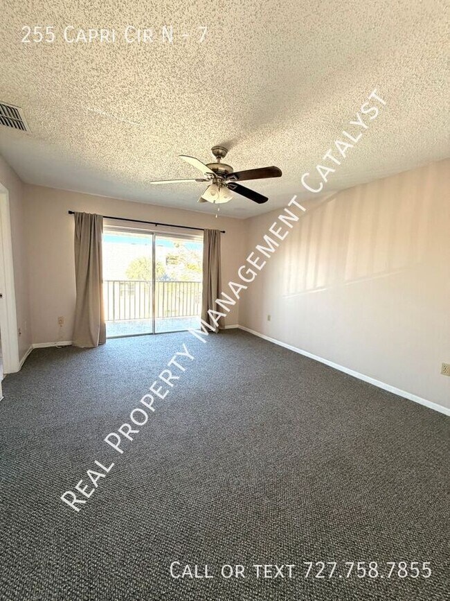 Photo - 255 Capri Cir N