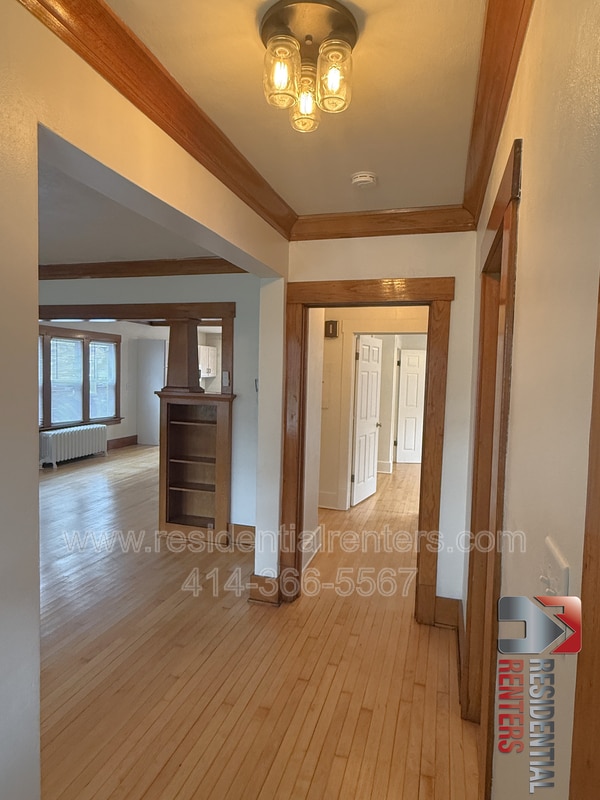 Photo - 2033 S 82nd St