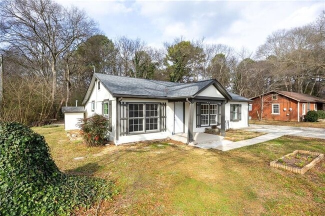 Photo - 24 E Iron Belt Rd SE