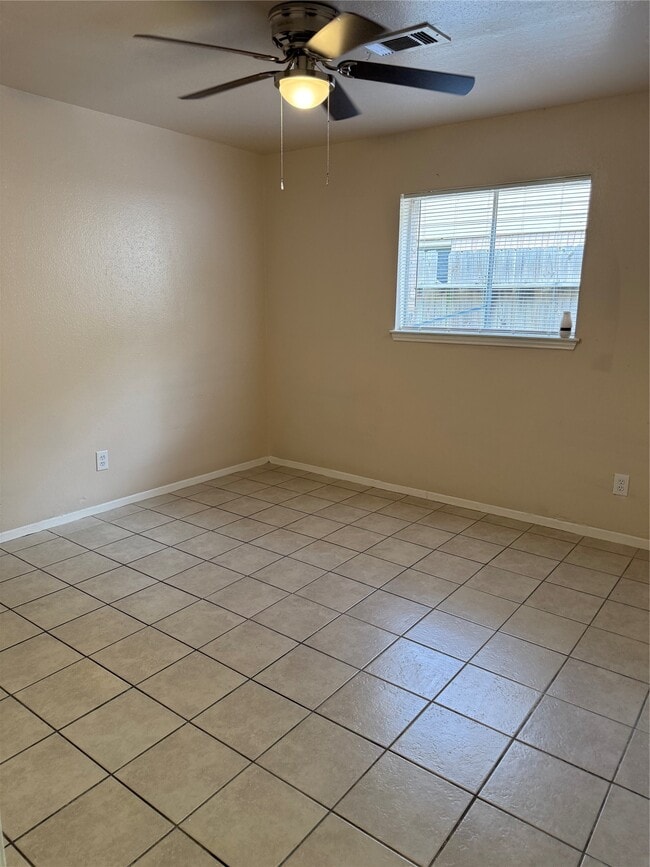 Photo - 3314 Scotch Moss Ln