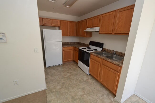 4327 E Bellevue St Unit 1201