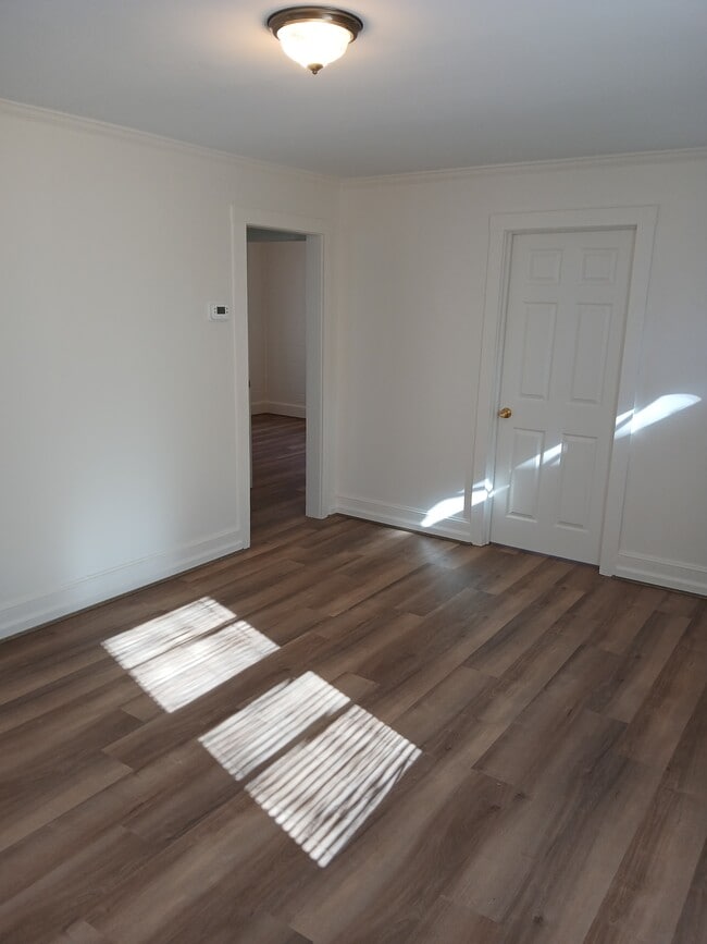 nuevo suelo LVP - 809 W Osborn Rd