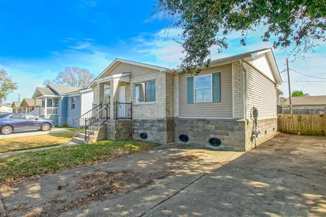 Building Photo - 3 Furman Cir
