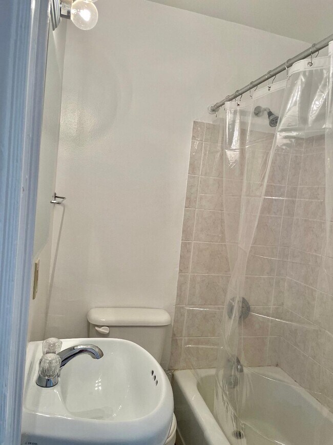 Photo - 248 Newbury St Unit 4