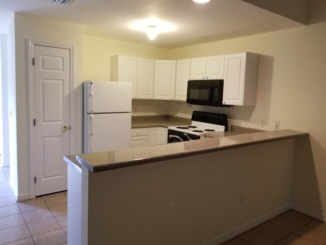 525-529 Glendale Avenue