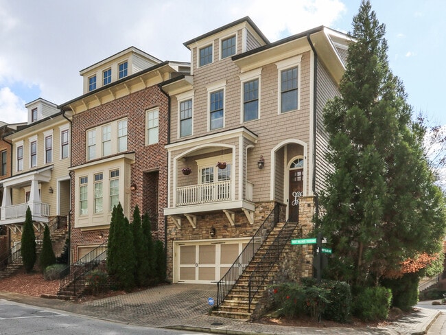 Building Photo - 2114 W Village Xing