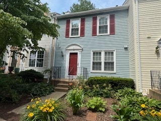 Photo - 718 Pine Tree Ct Townhome