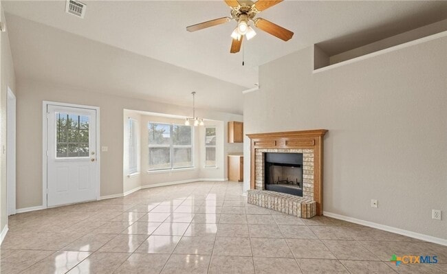 Photo - 2908 Southhill Dr