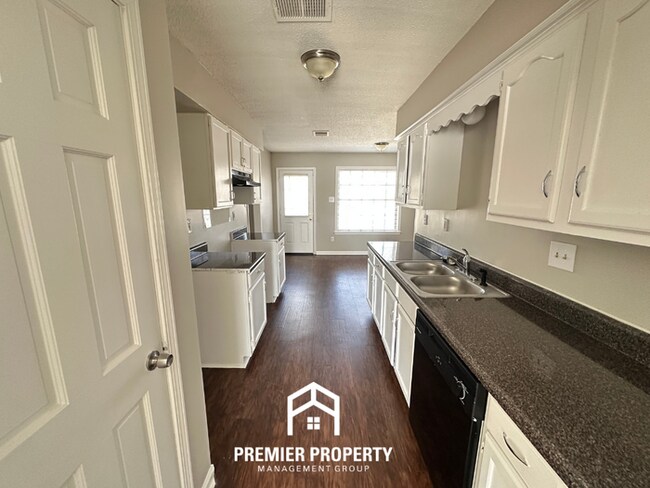 Photo - Spacious 3BR Memphis Home w/ Vaulted Ceilings, Brick Fireplace & Fenced Yard