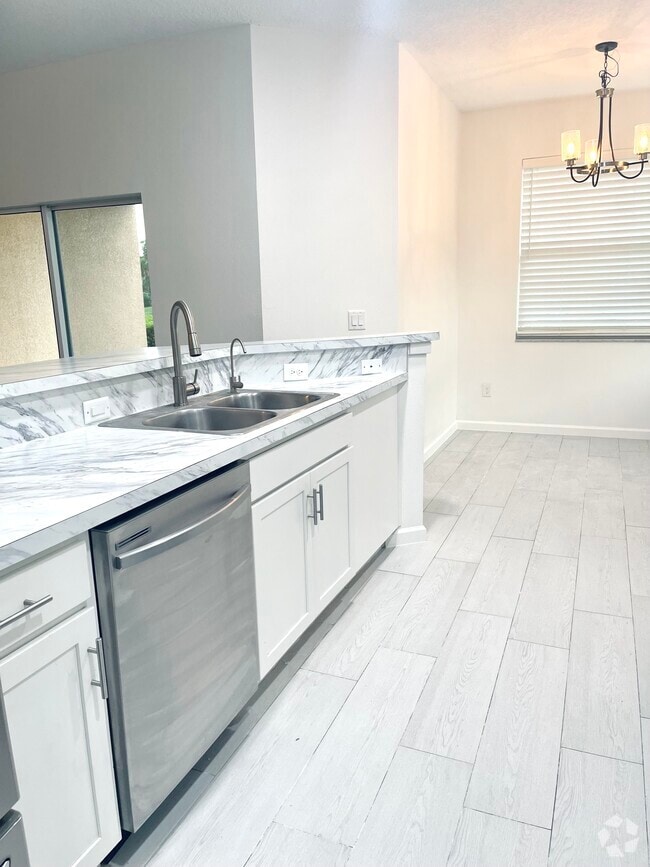 Building Photo - 3951 Playa del Sol Dr Unit #104 Rental