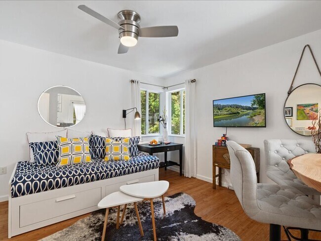 Photo - 14975 River Rd