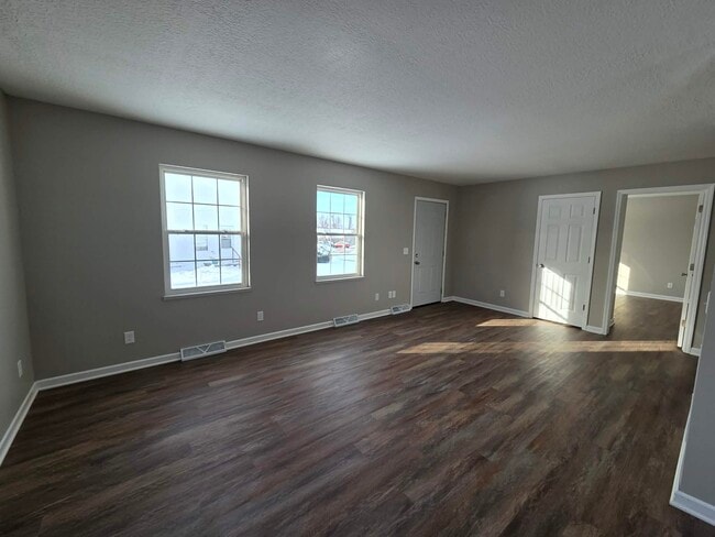 Photo - 1674 Ridgeview Ct