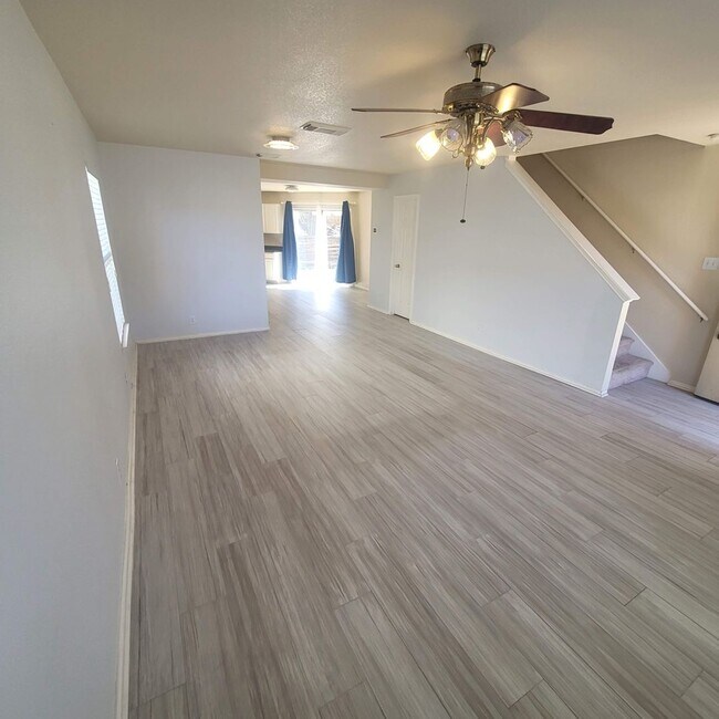 Photo - Perfectly Located near Medical Center