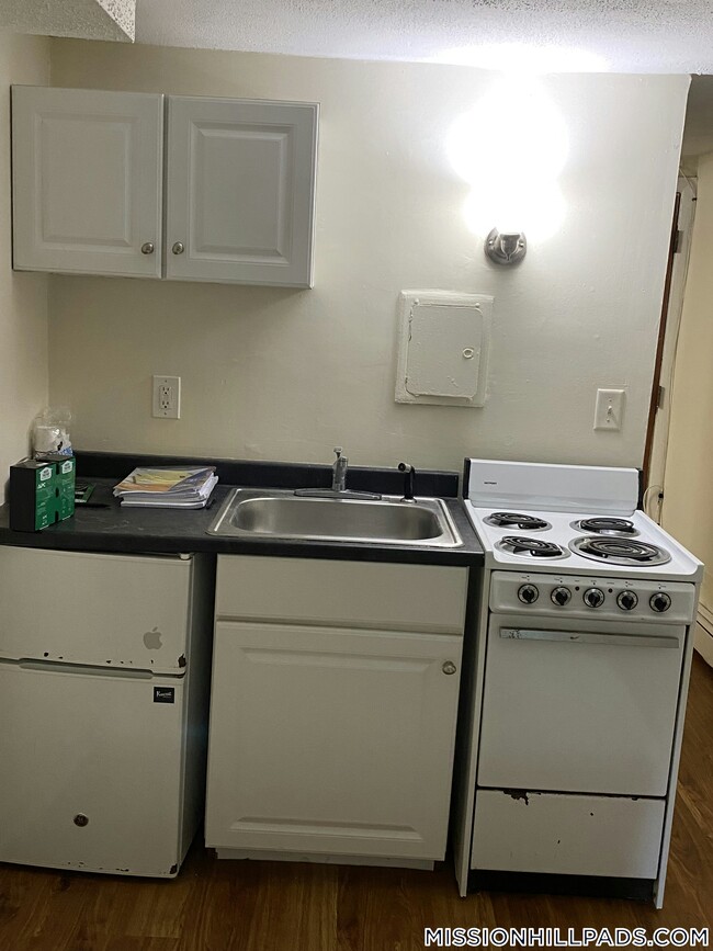 Photo - 51 S Huntington Ave Apartment Unit B3