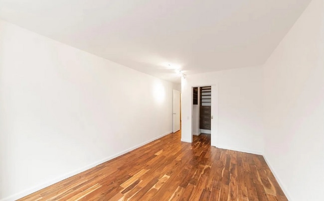 Photo - 275 Greenwich St Unidad 9J