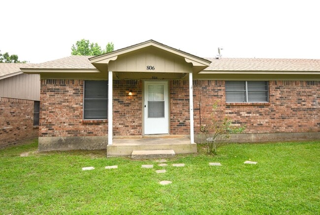 Building Photo - Charming 2 Bedroom, 1 Bath in Whitehouse ISD!