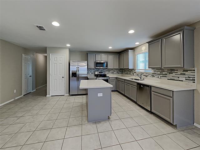 Photo - 2220 Heaton St