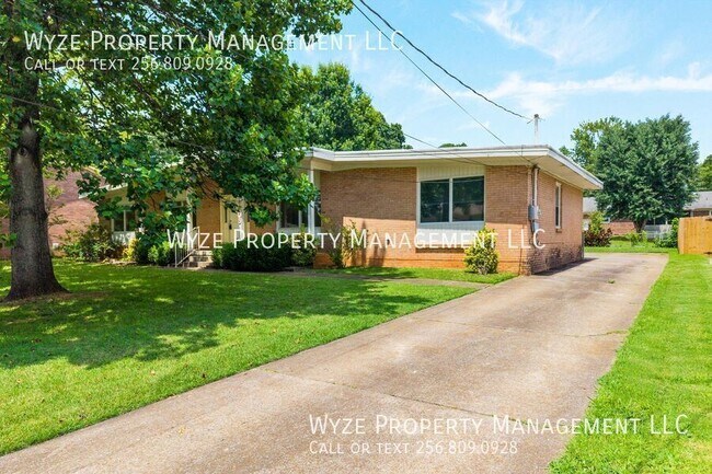 Photo - 11005 Louis Dr SE