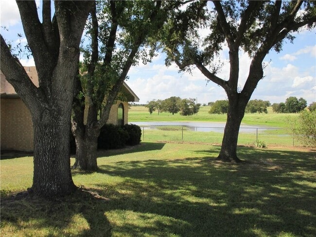 Building Photo - 215 Monkey Rd