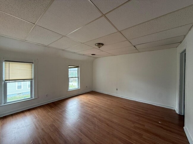 Building Photo - 1208 City St