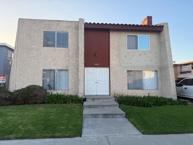 Building Photo - 16811 Unit D