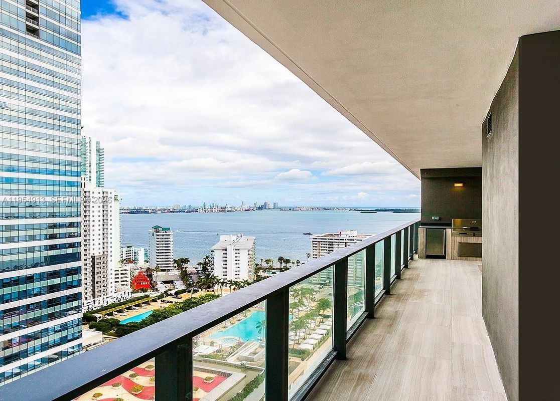 Photo - 1451 Brickell Ave