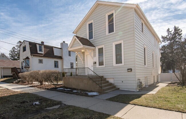 Photo - 2313 E Morgan Ave