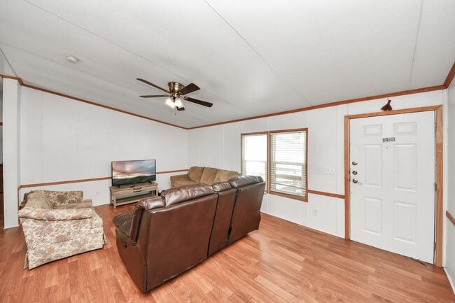 Photo - 16338 Hill Country Ct