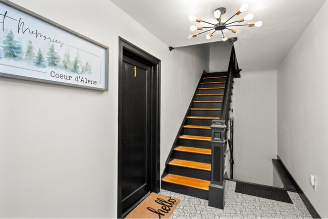 Photo - 801 E Lakeside Ave Unit 1