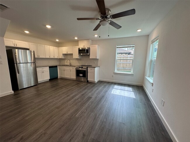 Photo - 9241 Seeker St