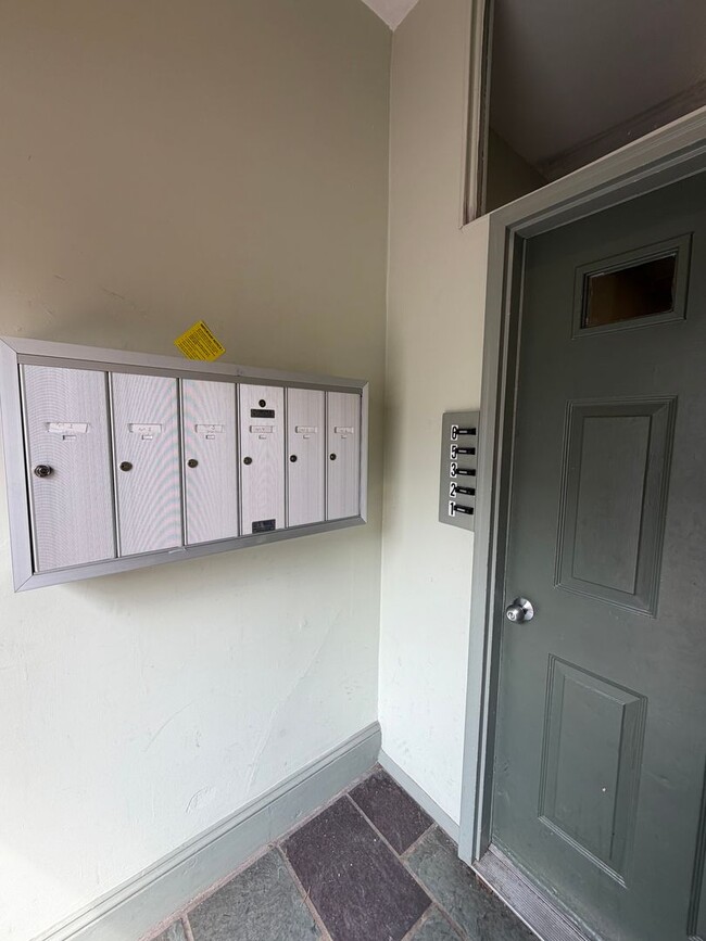 Photo - 49 N Main St Unit 3