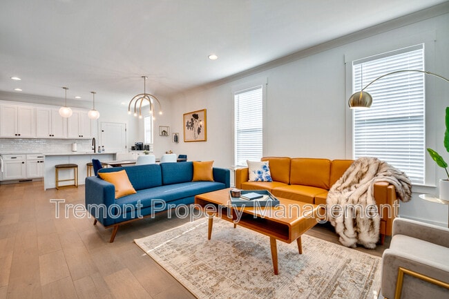 Photo - 1017 E 14th St