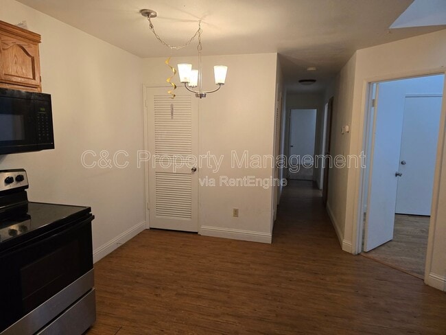 Photo - 3939 Madison Ave Unidad 222