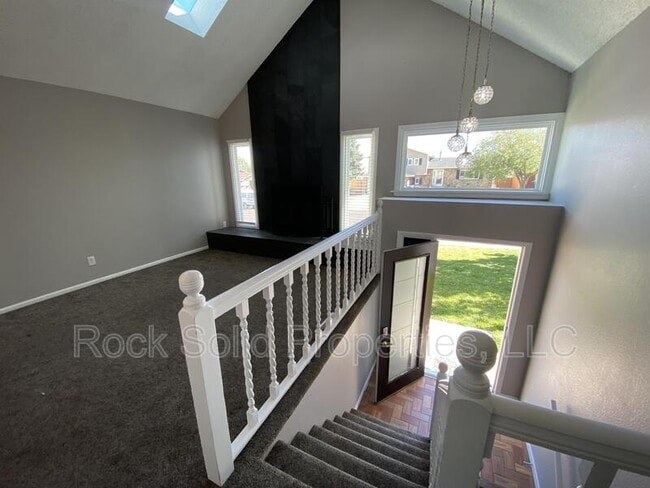 Photo - 5450 Atlantic Dr