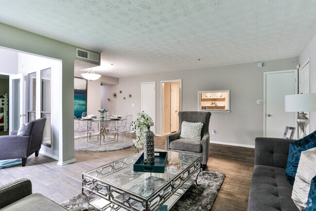 2BR, 2BA - 1,309 SF - Reserve at Stone Creek