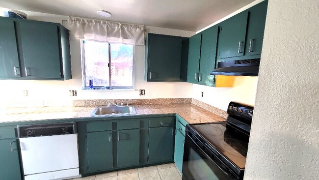 Photo - 7776 Carr Dr