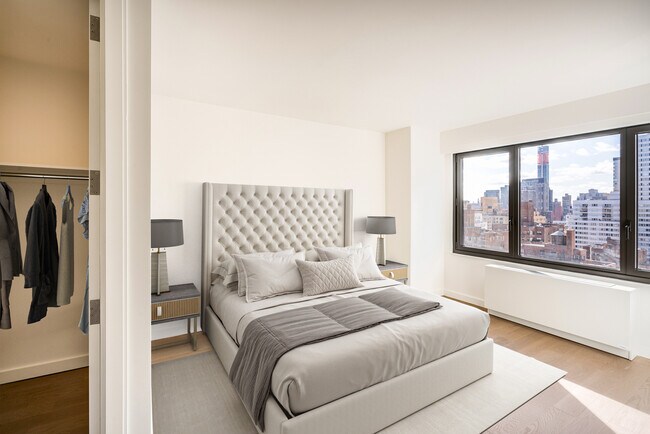 Photo - 220 East 72nd Street