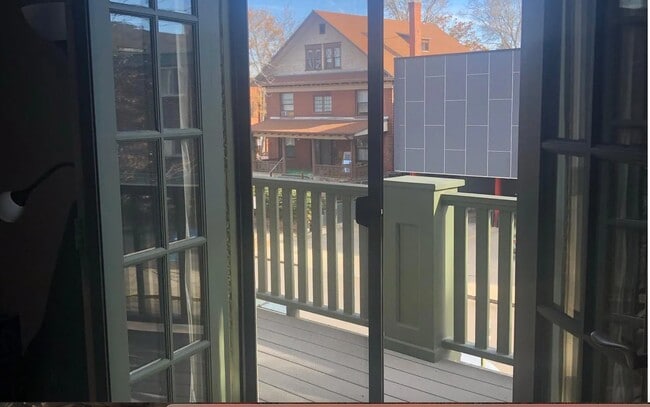 Photo - 1129 N Pearl St Unit 3