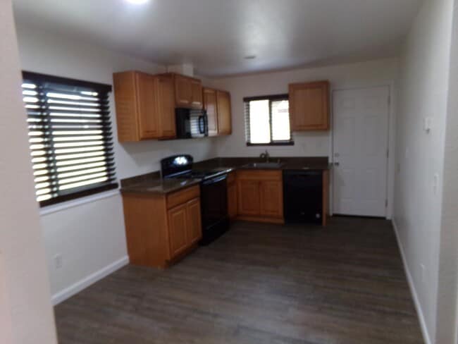 Photo - 222 Elm Ave Unidad B