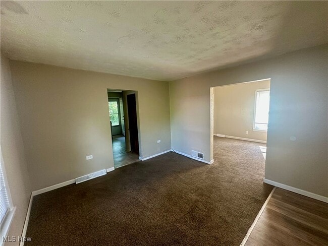 Photo - 728 McKinley Ave