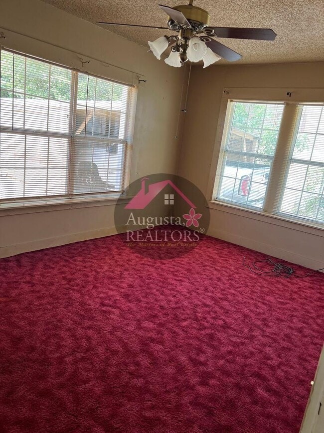 Photo - Adorable Brick Home in Sweetwater!