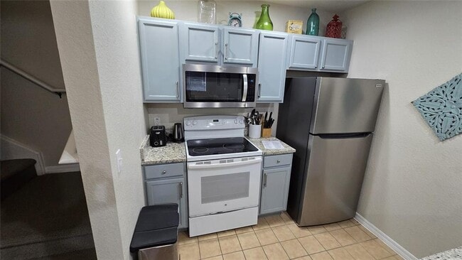 2602 Lodi Cir