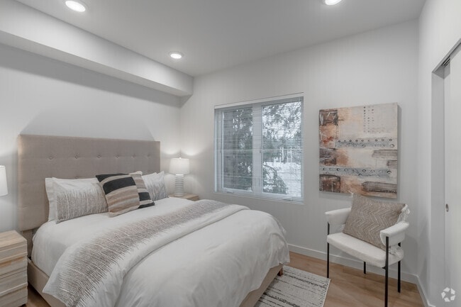 1BR, 1BA - 540SF - Bedroom - Paramount 1 Apartments