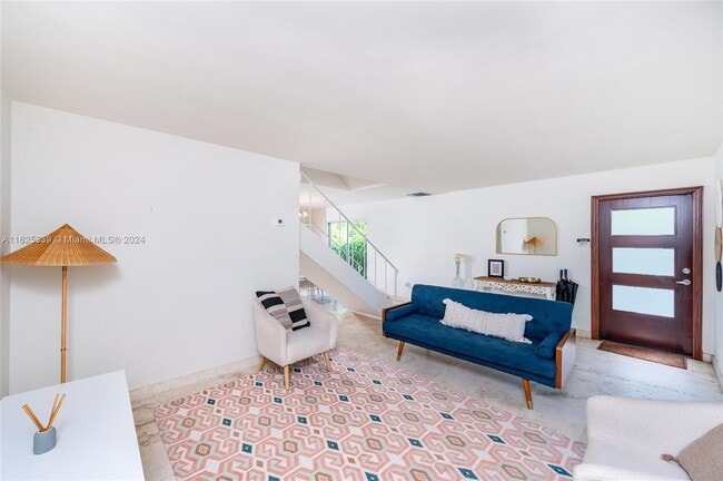 Photo - 3501 Loquat Ave