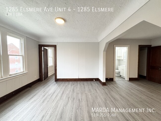 Photo - SPACIOUS 2 BED/1 BATH UNIT IN WALKERVILLE + HYDRO Unit 1285 Elsmere