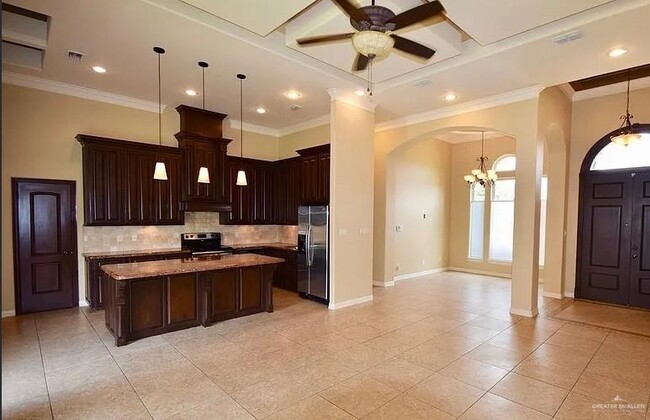 Photo - 20 West Dr