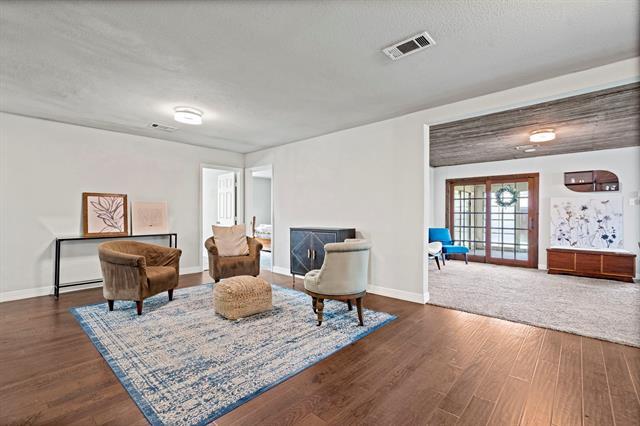 Photo - 2942 Esterbrook Dr