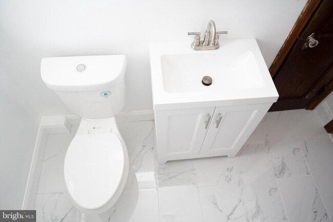 Photo - 110 Van Buren St NW