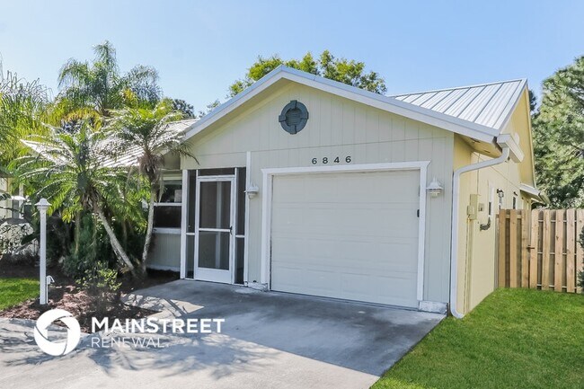 Photo - 6846 SE Raintree Ave