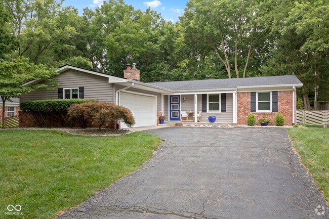 Building Photo - 10336 Orchard Park Dr W Rental